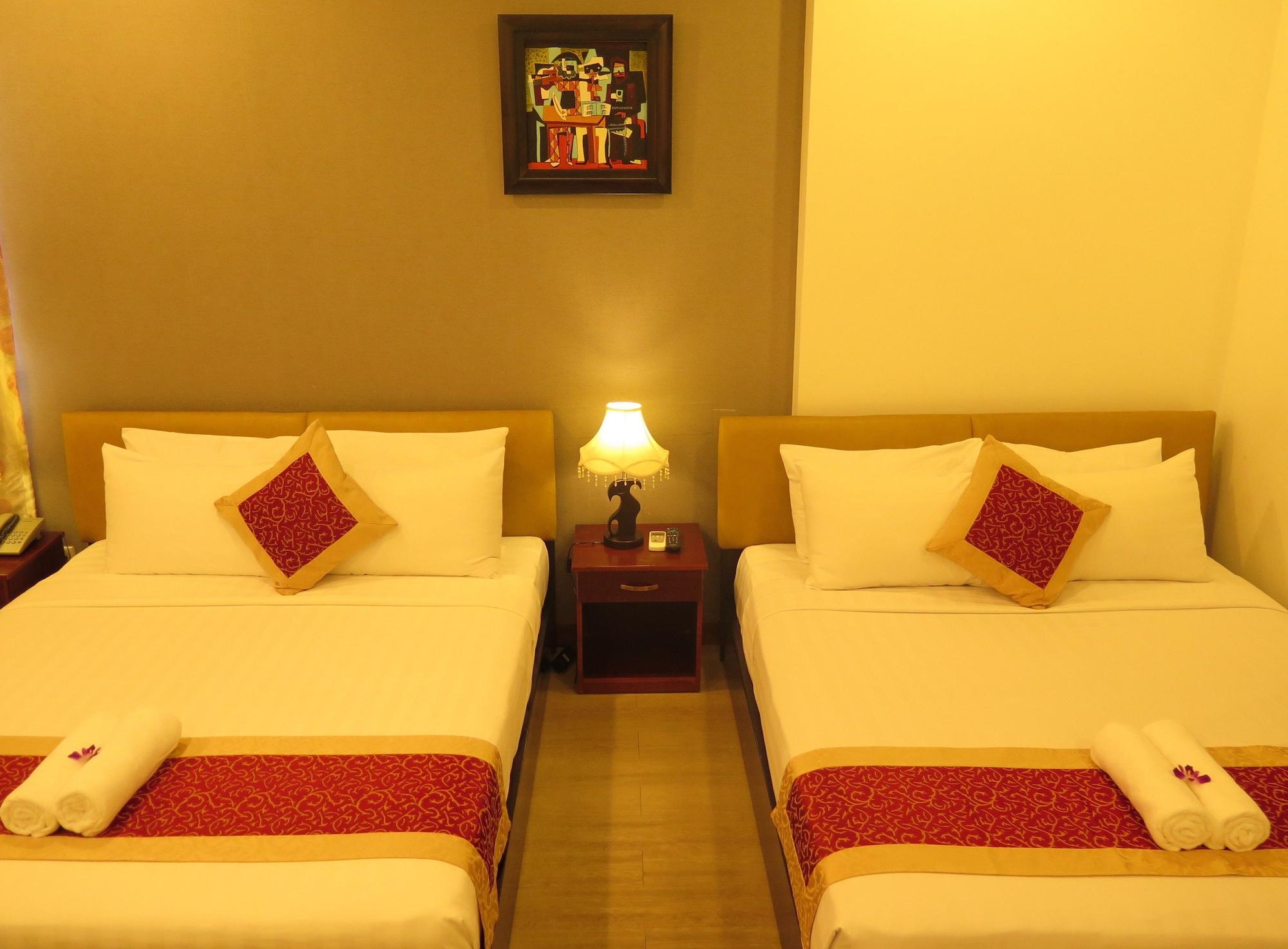 Sunflowers Hotel Airport Хошимин Екстериор снимка