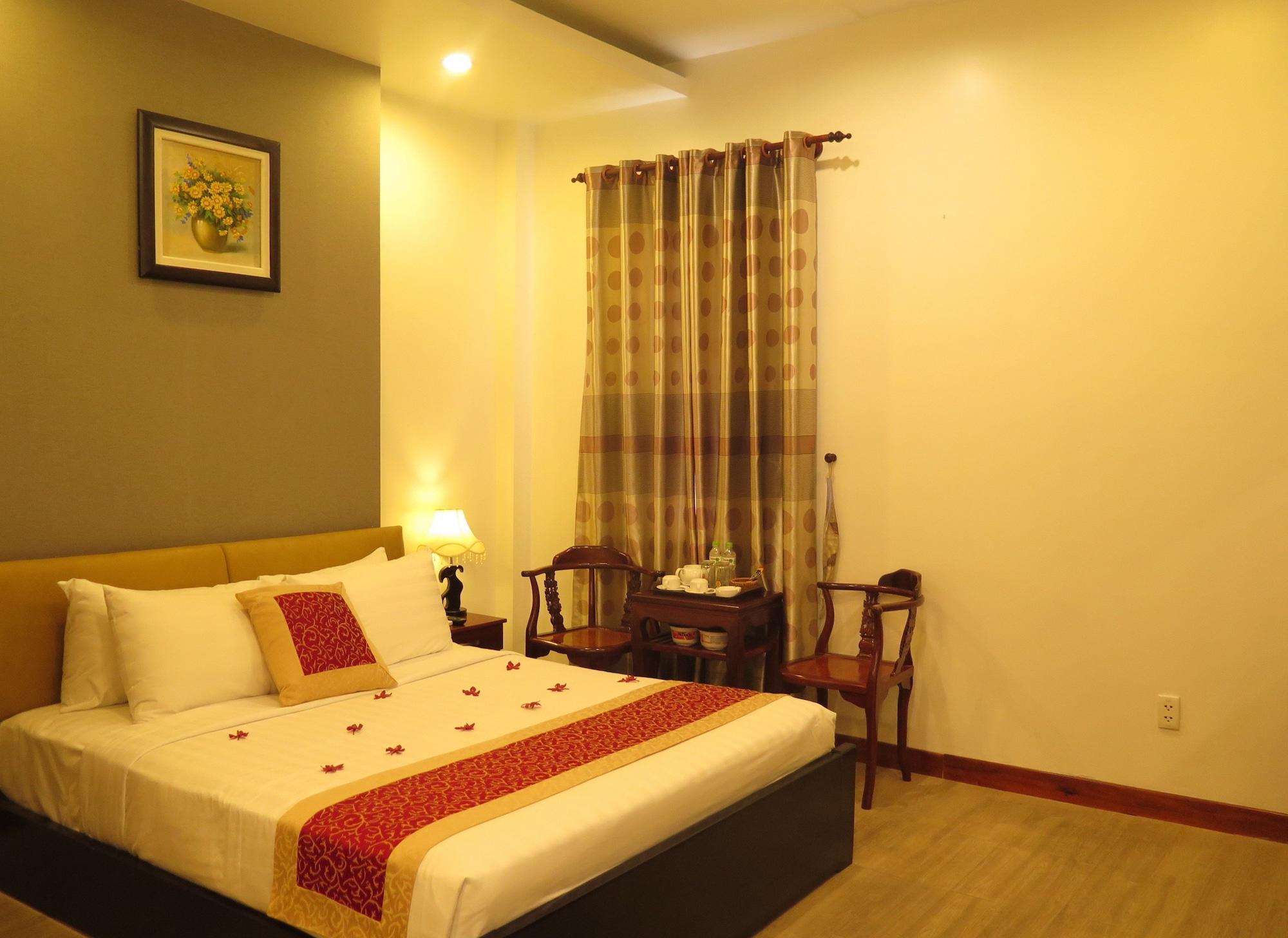 Sunflowers Hotel Airport Хошимин Екстериор снимка