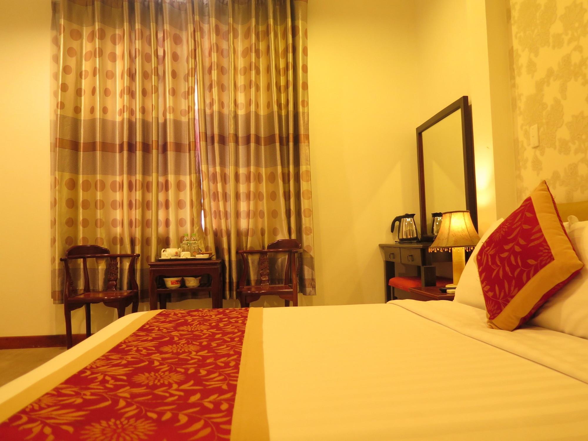 Sunflowers Hotel Airport Хошимин Екстериор снимка